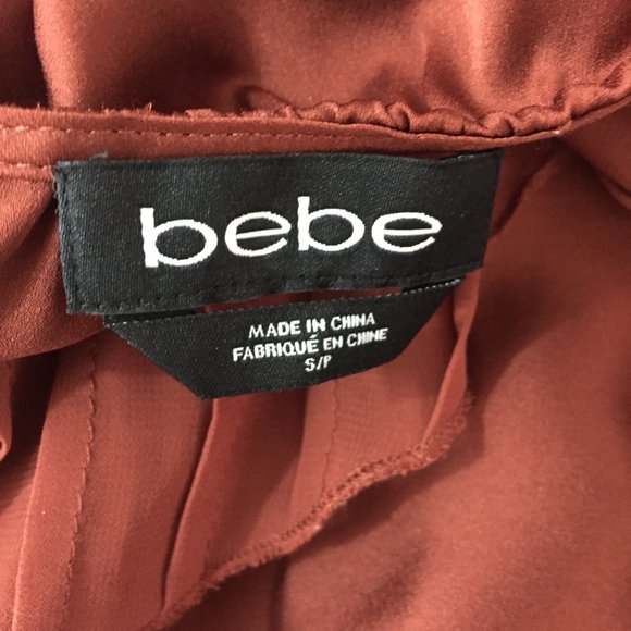 BEBE Hen/Brown Satin/Sateen Chiffon Pleats Ruffle V Neck Sleeveless Top - Picture 2 of 10